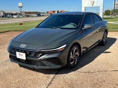 2025 Hyundai Elantra SEL Convenience