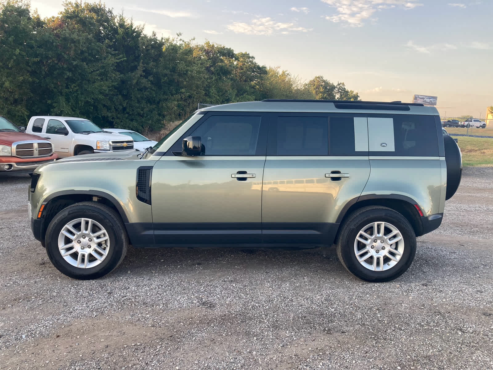 2024 Land Rover Defender S