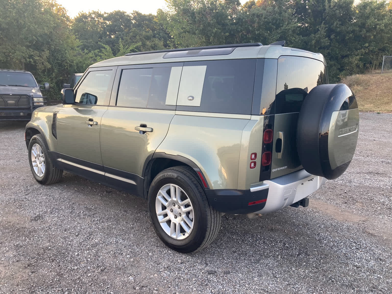 2024 Land Rover Defender S