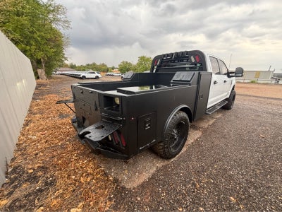 2022 Ford Super Duty F-350 SRW XL