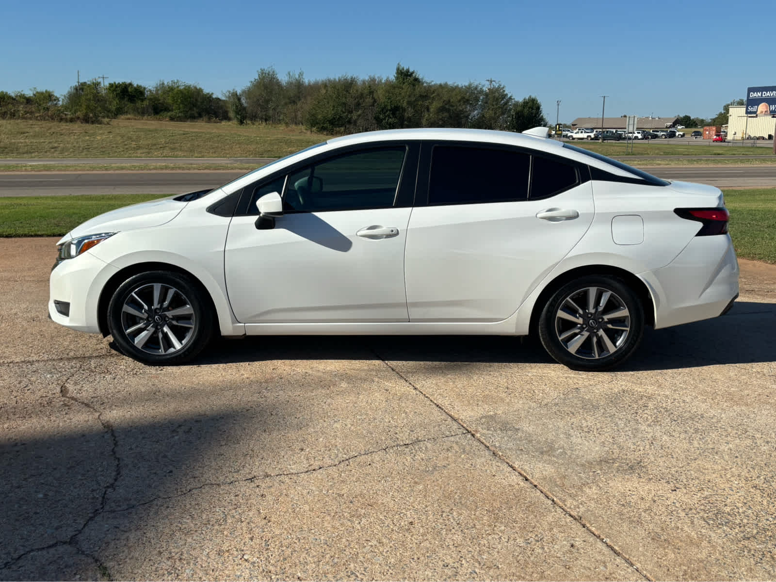 2024 Nissan Versa SV
