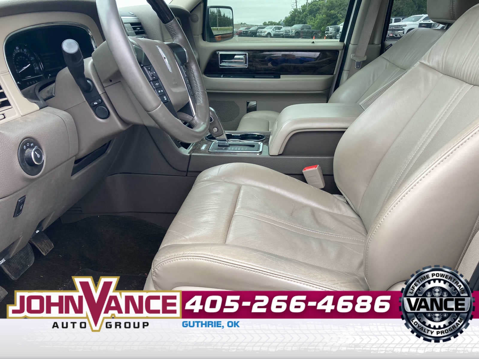 2015 Lincoln Navigator Base