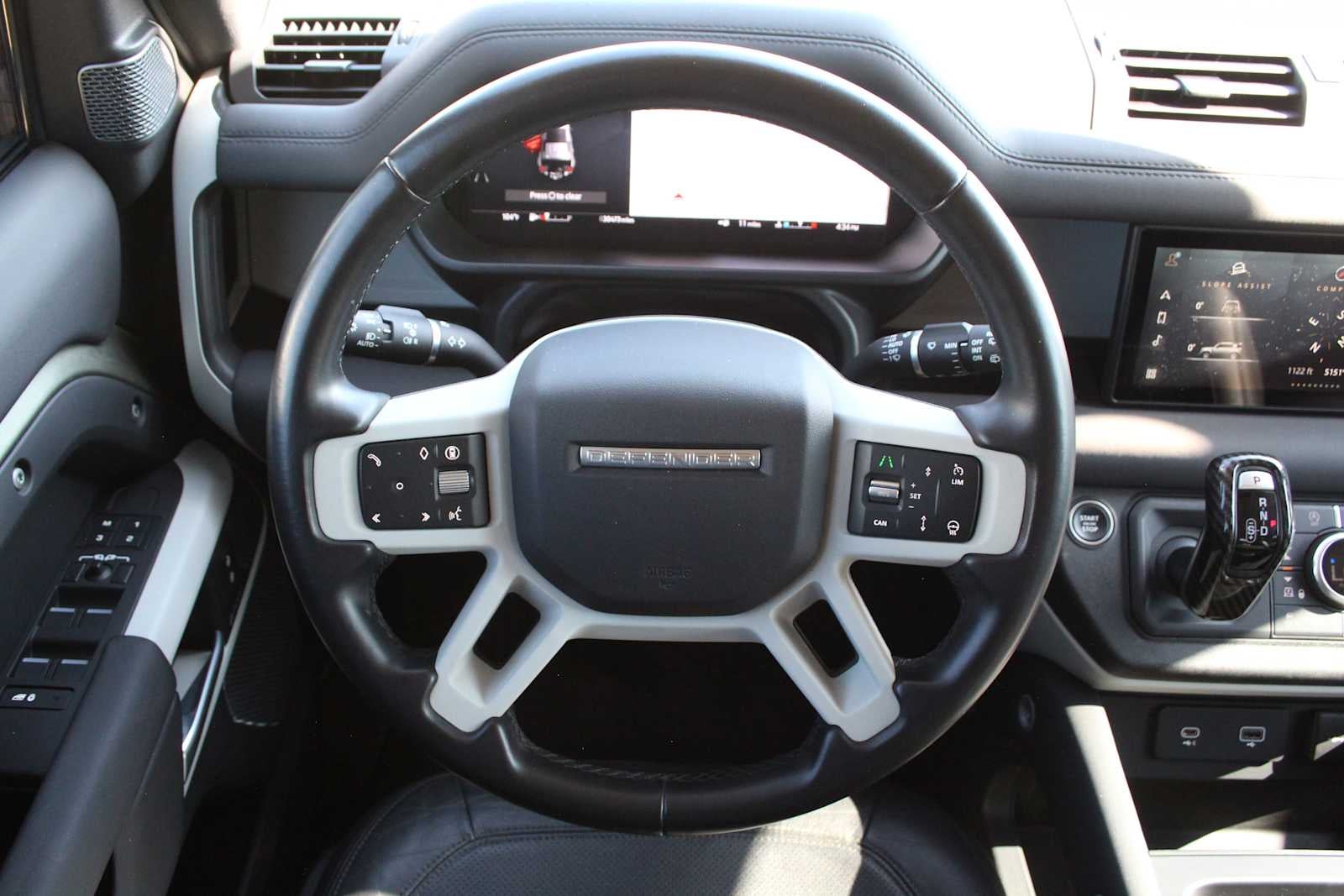 2024 Land Rover Defender S