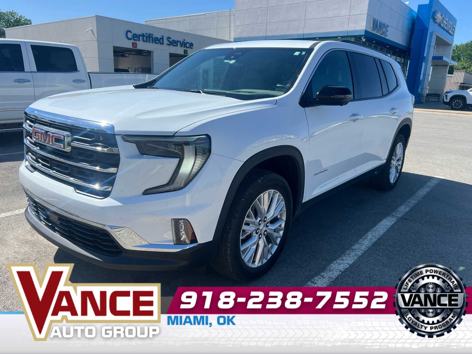2025 GMC Acadia Elevation