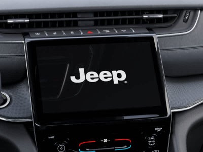 2027 Jeep Grand Cherokee GRAND CHEROKEE LAREDO 4X2