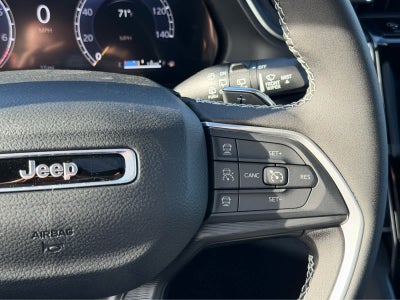 2025 Jeep Grand Cherokee GRAND CHEROKEE LAREDO X 4X4