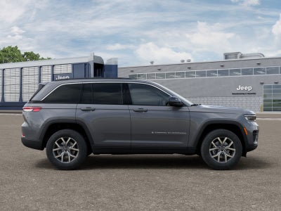 2027 Jeep Grand Cherokee GRAND CHEROKEE LAREDO X 4X4