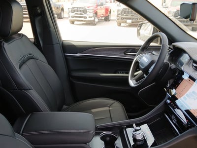 2026 Jeep Grand Cherokee GRAND CHEROKEE LIMITED RESERVE 4X4