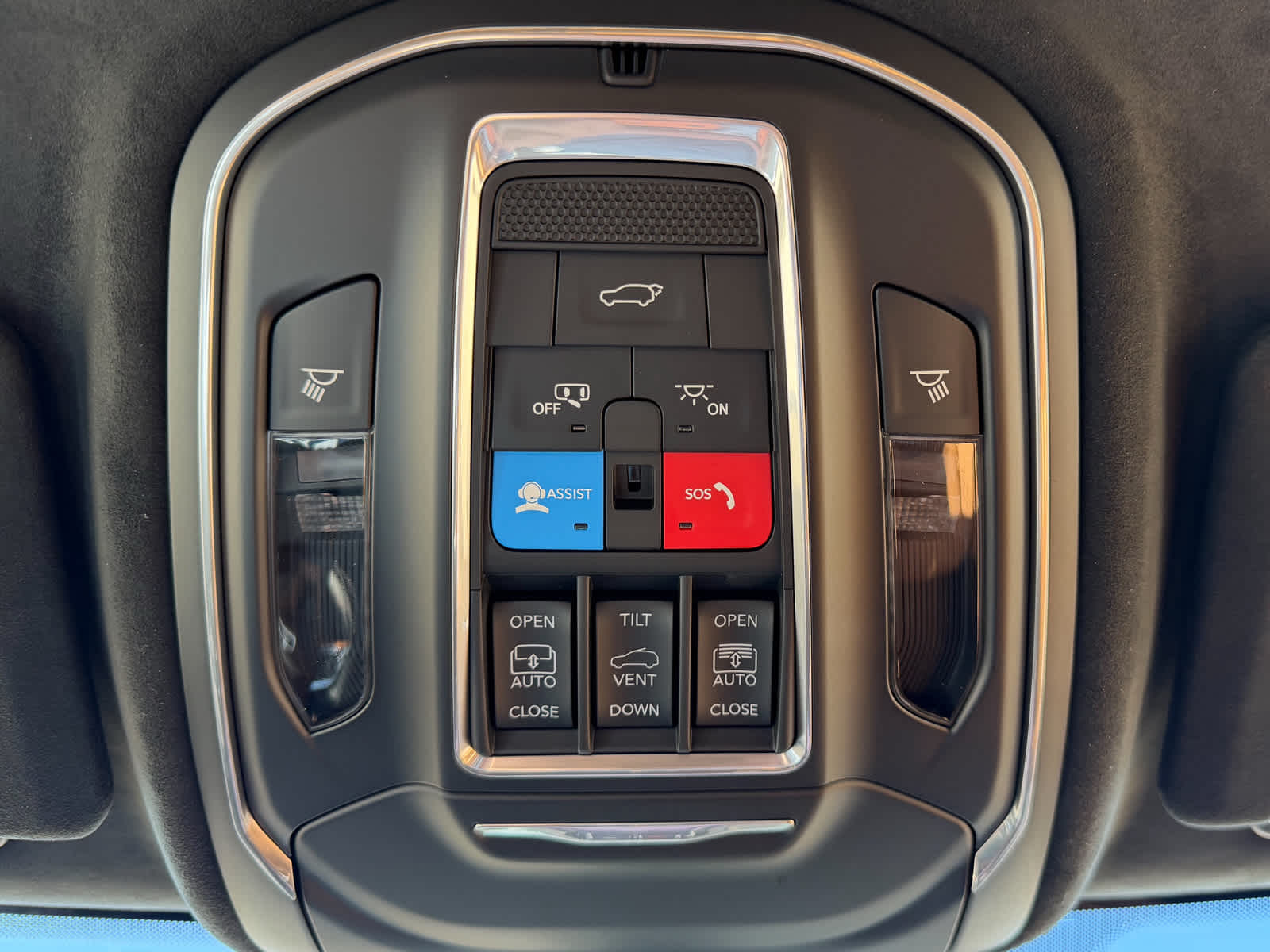 2025 Jeep Grand Cherokee GRAND CHEROKEE SUMMIT RESERVE 4X4