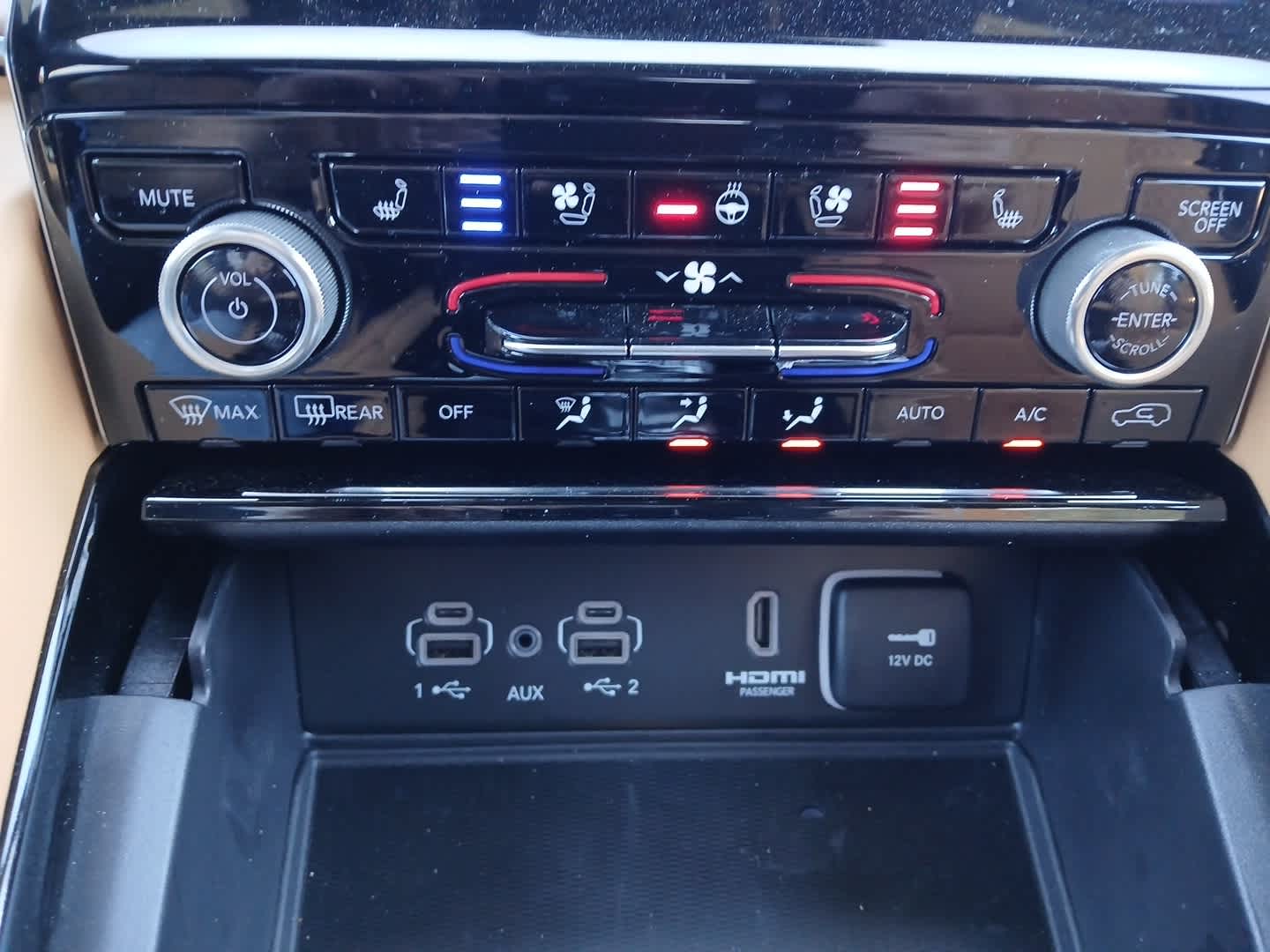 2025 Jeep Grand Cherokee GRAND CHEROKEE SUMMIT RESERVE 4X4