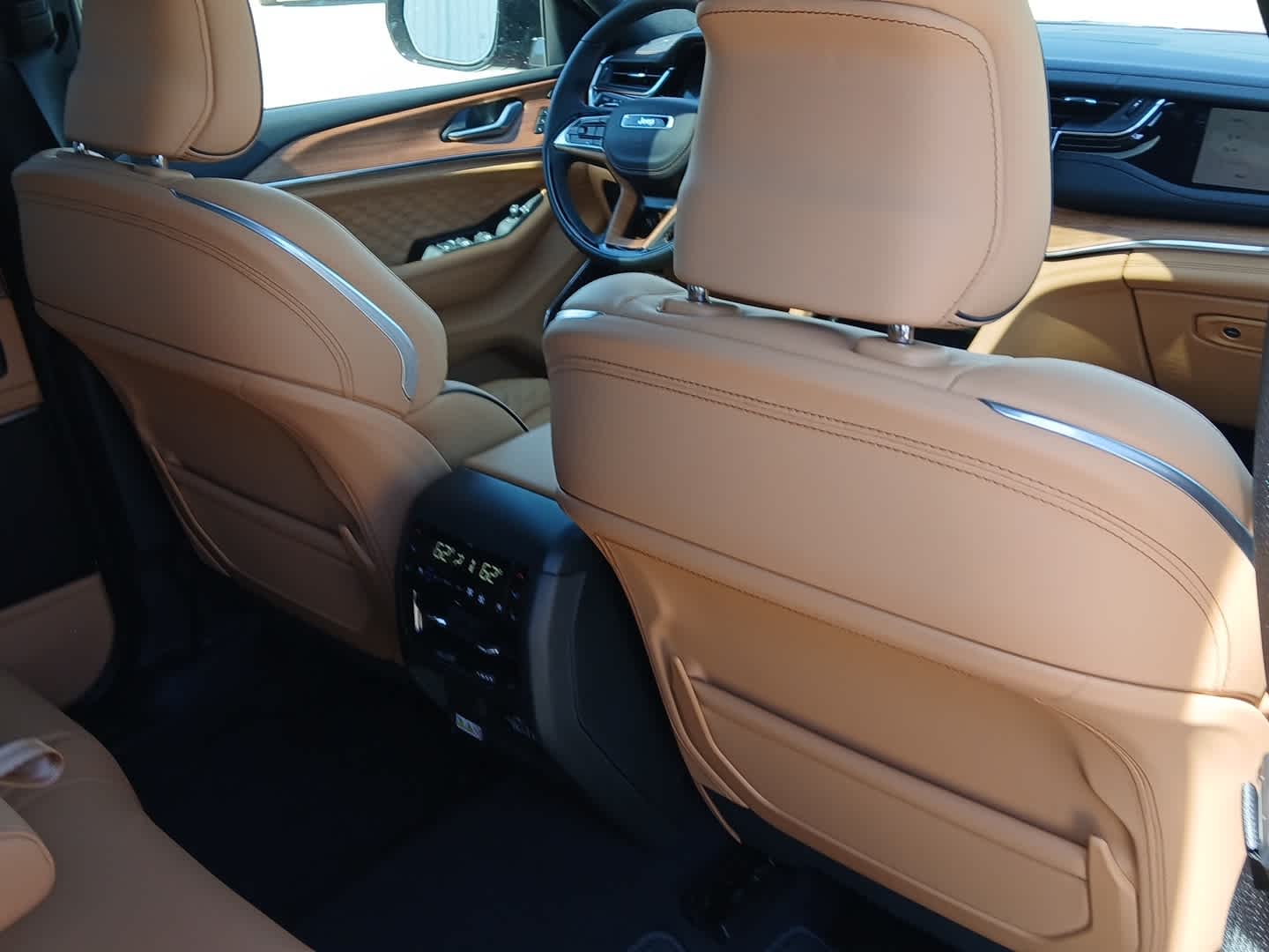 2025 Jeep Grand Cherokee GRAND CHEROKEE SUMMIT RESERVE 4X4