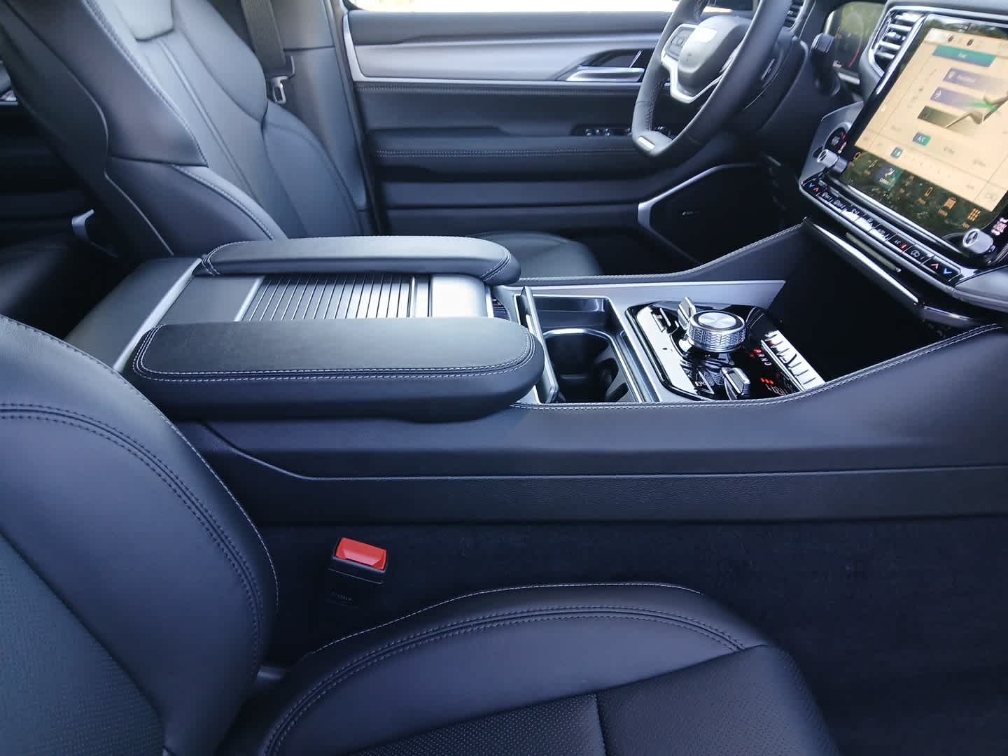 2026 Jeep Grand Wagoneer GRAND WAGONEER UPLAND 4X4