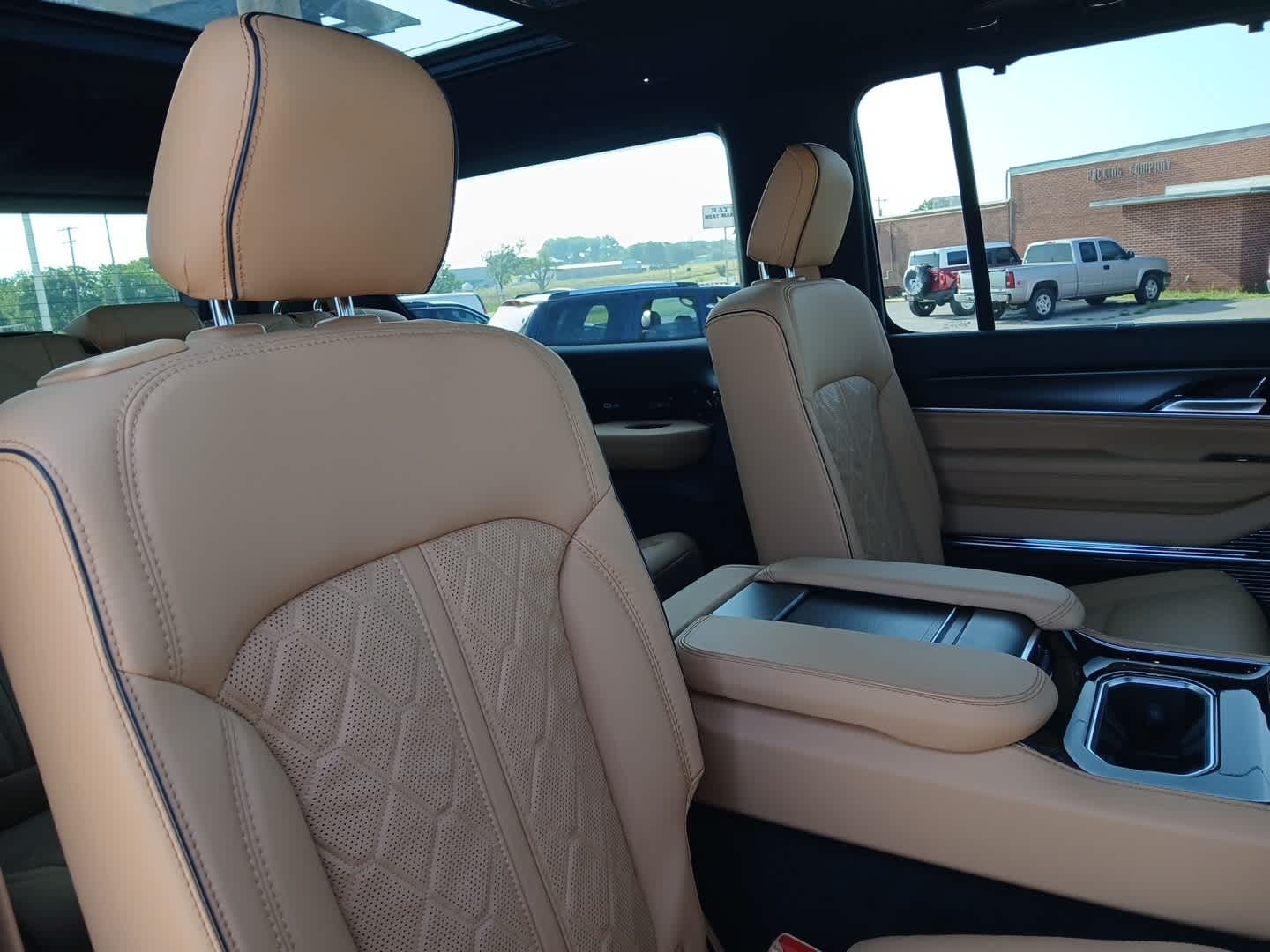 2026 Jeep Grand Wagoneer GRAND WAGONEER SUMMIT RESERVE 4X4