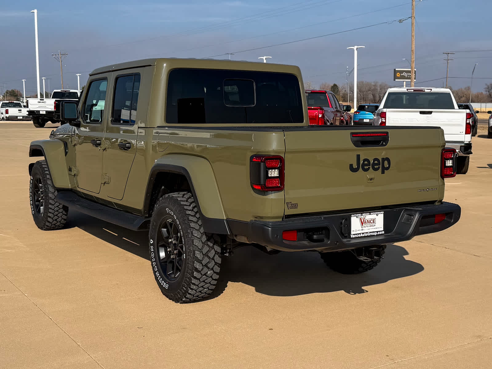 2025 Jeep Gladiator GLADIATOR HIGH TIDE 4X4