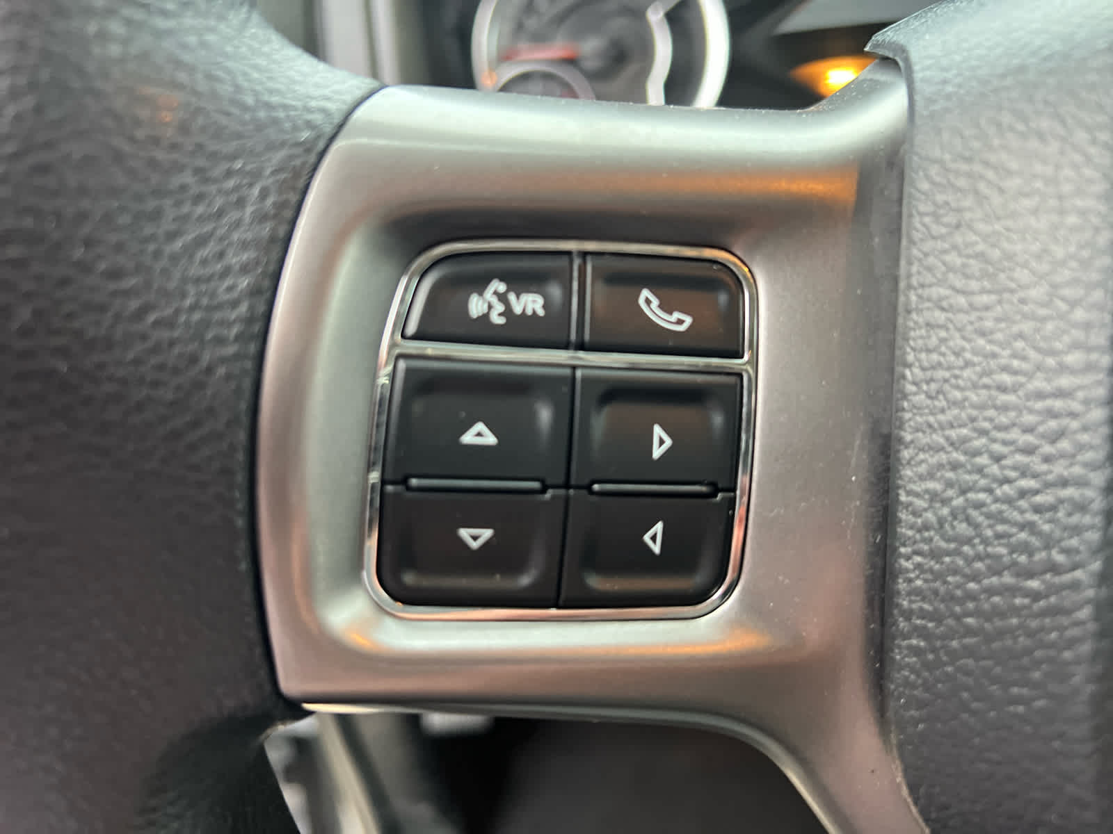 2023 RAM Ram 1500 Classic SLT Crew Cab 4x4 5'7' Box