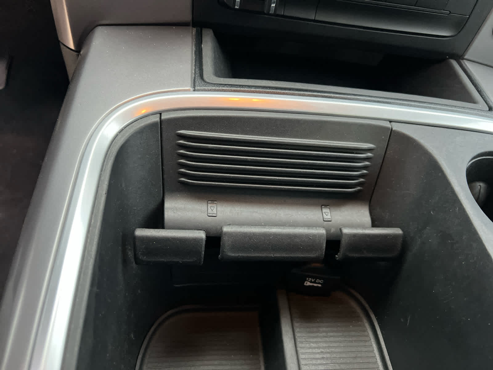 2023 RAM Ram 1500 Classic SLT Crew Cab 4x4 5'7' Box