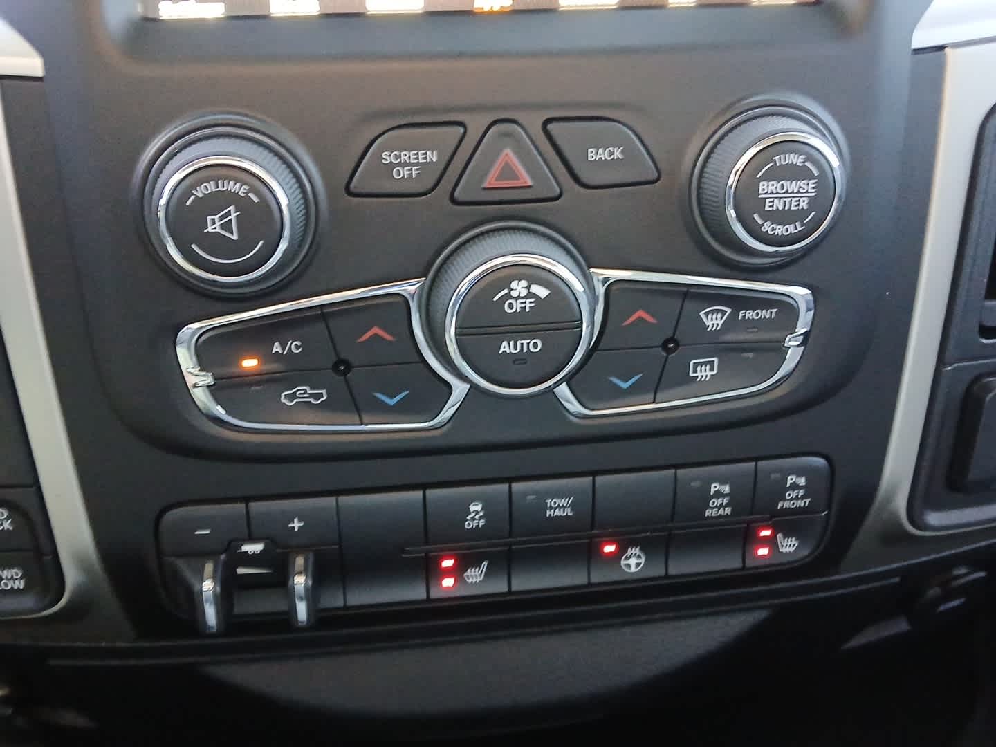 2018 RAM Ram 1500 Big Horn Crew Cab 4x4 5'7' Box