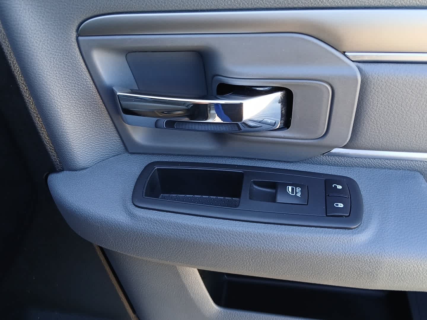 2018 RAM Ram 1500 Big Horn Crew Cab 4x4 5'7' Box