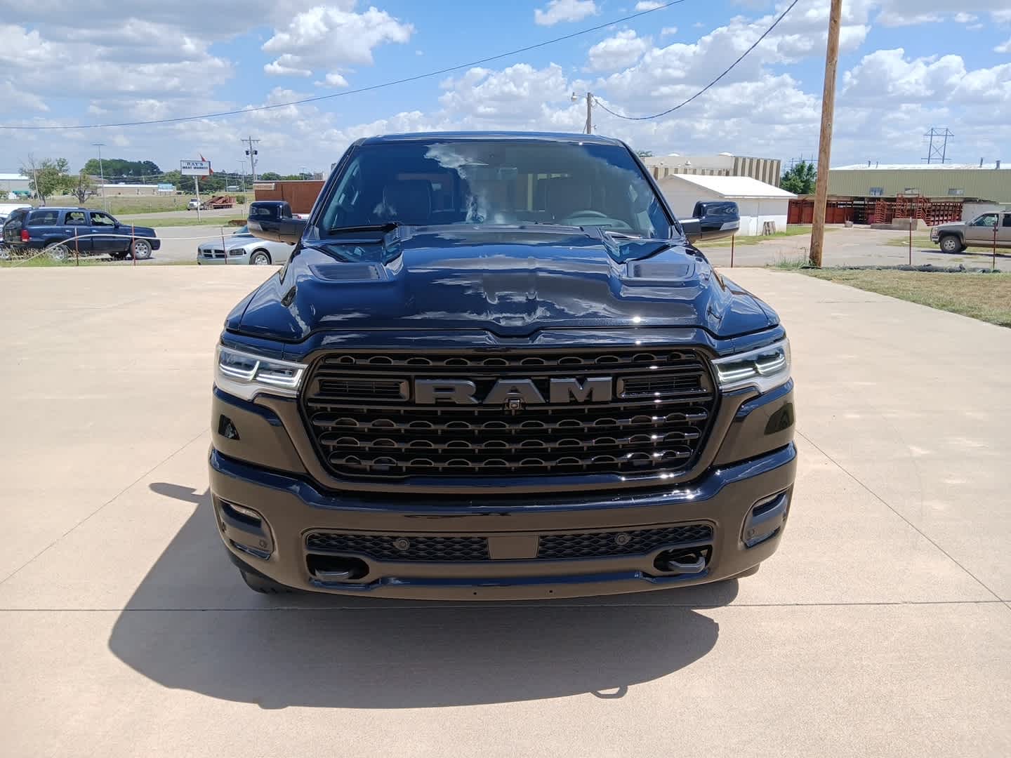 2026 RAM Ram 1500 RAM 1500 LIMITED CREW CAB 4X4 5'7' BOX
