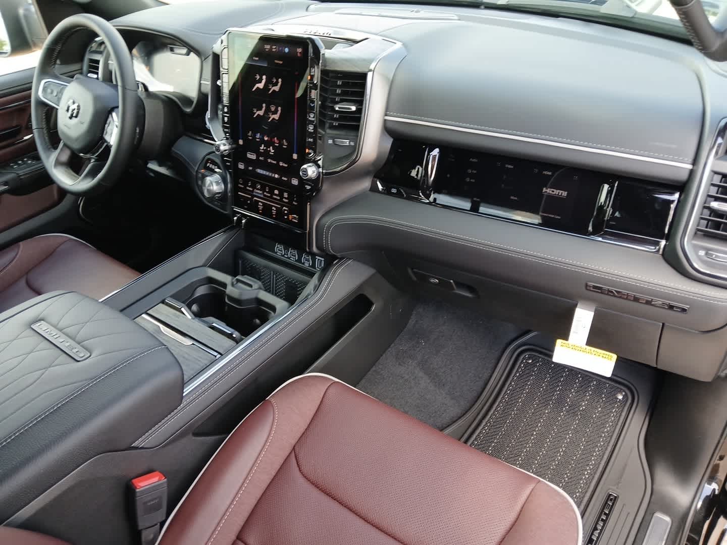 2026 RAM Ram 1500 RAM 1500 LIMITED CREW CAB 4X4 5'7' BOX