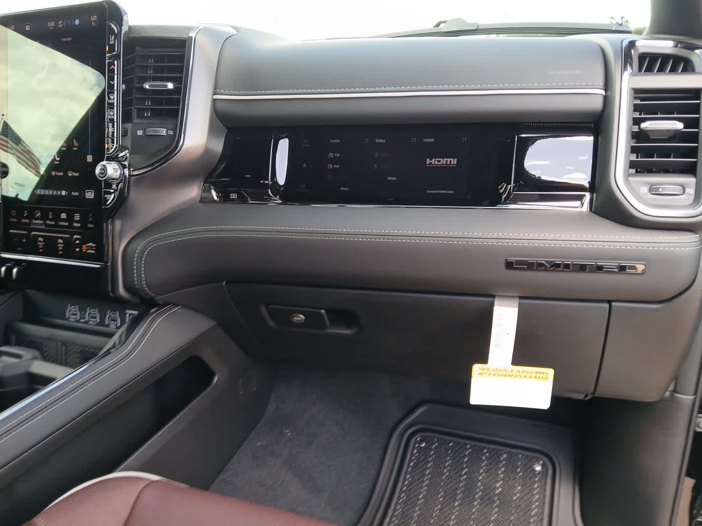 2026 RAM Ram 1500 RAM 1500 LIMITED CREW CAB 4X4 5'7' BOX