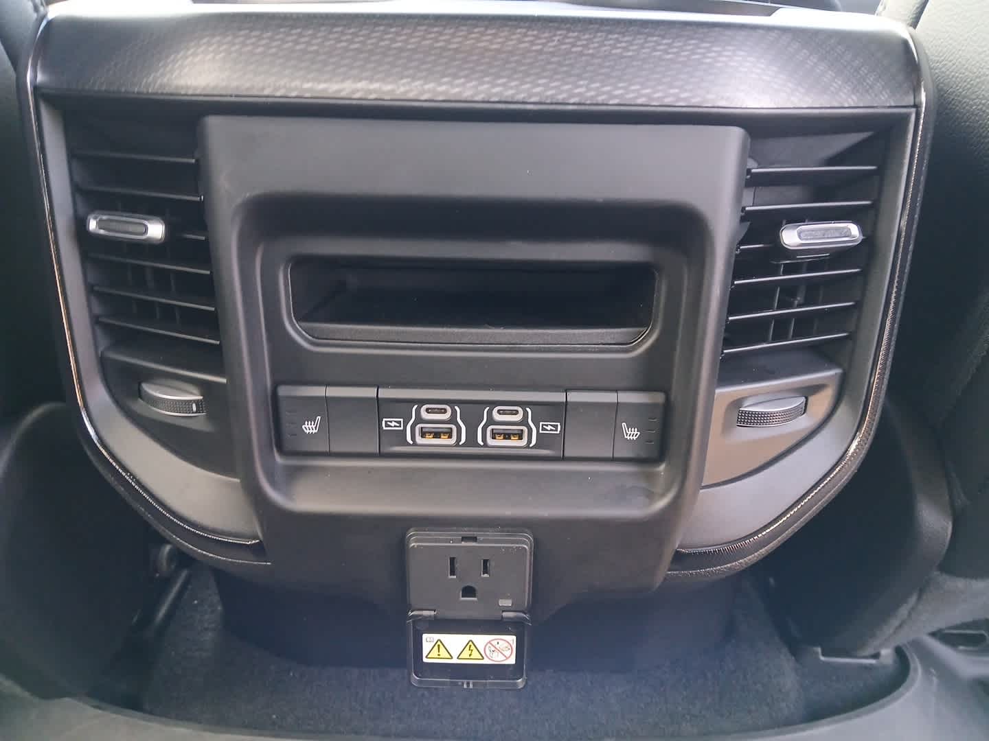 2025 RAM Ram 1500 Rebel Crew Cab 4x4 5'7' Box