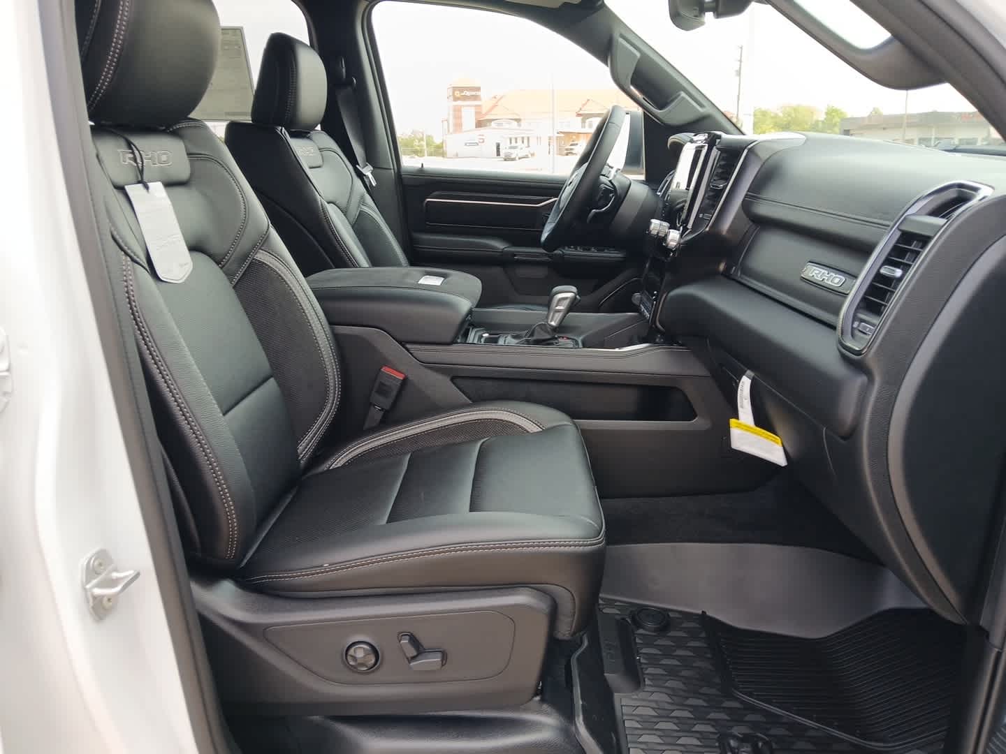 2026 RAM Ram 1500 RAM 1500 RHO CREW CAB 4X4 5'7' BOX