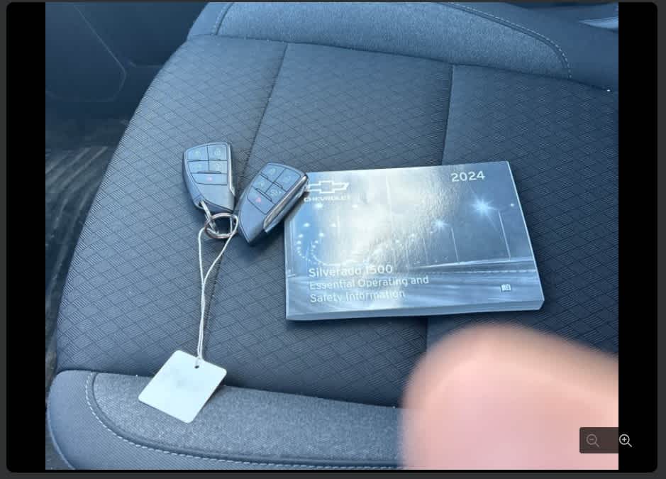 2024 Chevrolet Silverado 1500 LT