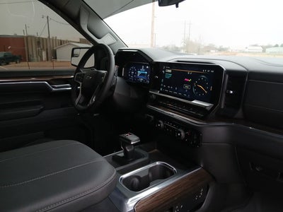 2023 Chevrolet Silverado 1500 4WD Crew Cab Short Bed RST