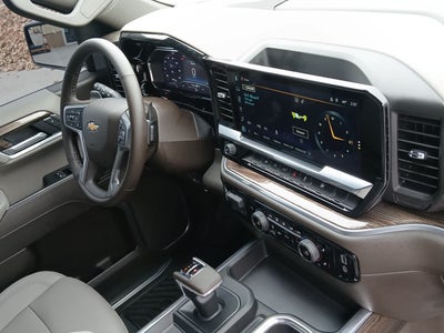 2025 Chevrolet Silverado 1500 4WD Crew Cab Standard Bed LT