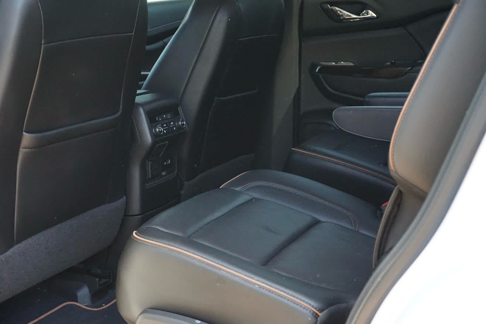 2022 GMC Acadia AWD AT4
