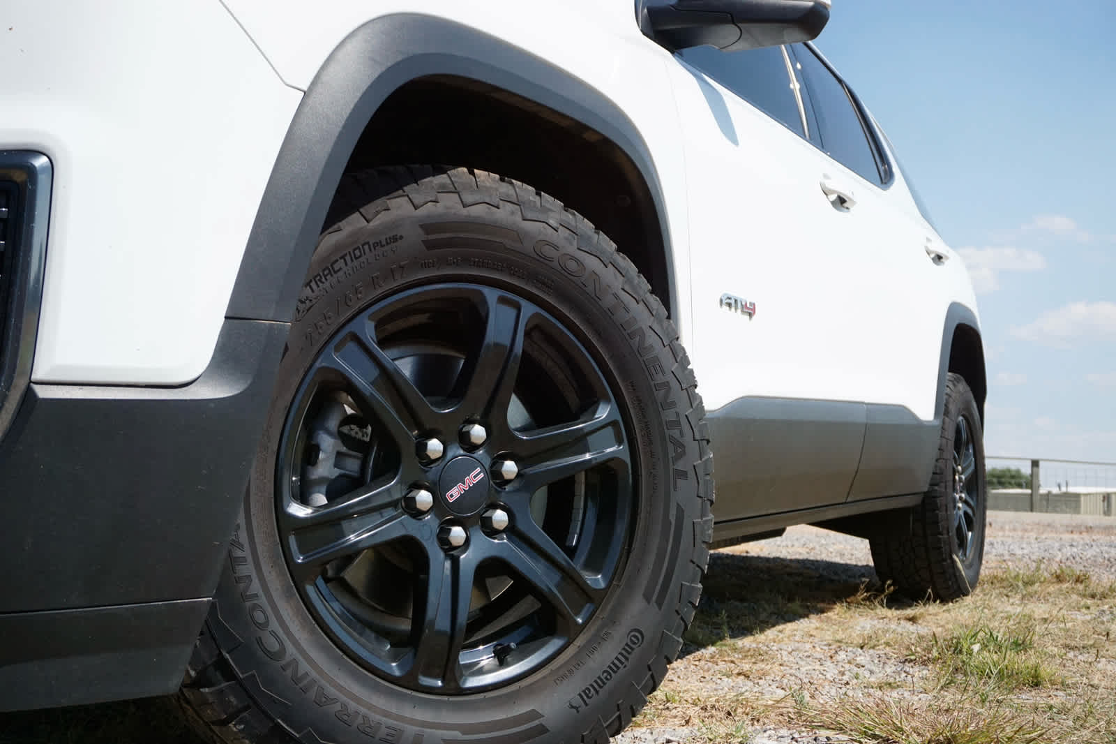 2022 GMC Acadia AWD AT4