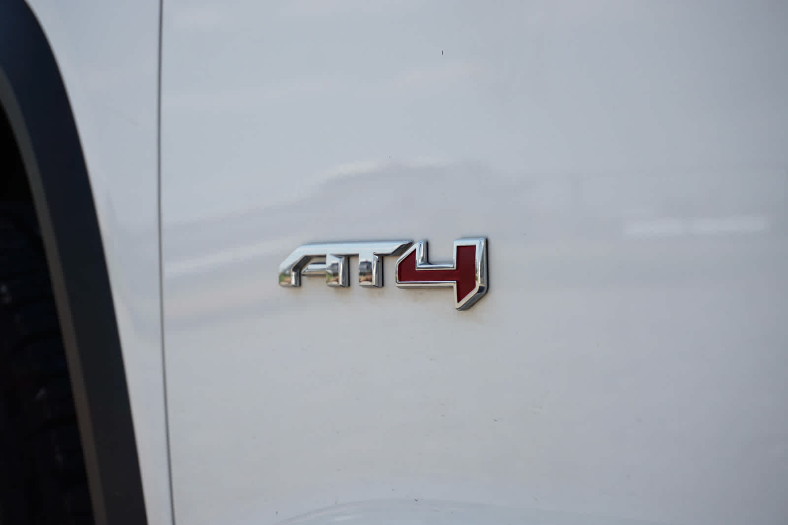 2022 GMC Acadia AWD AT4