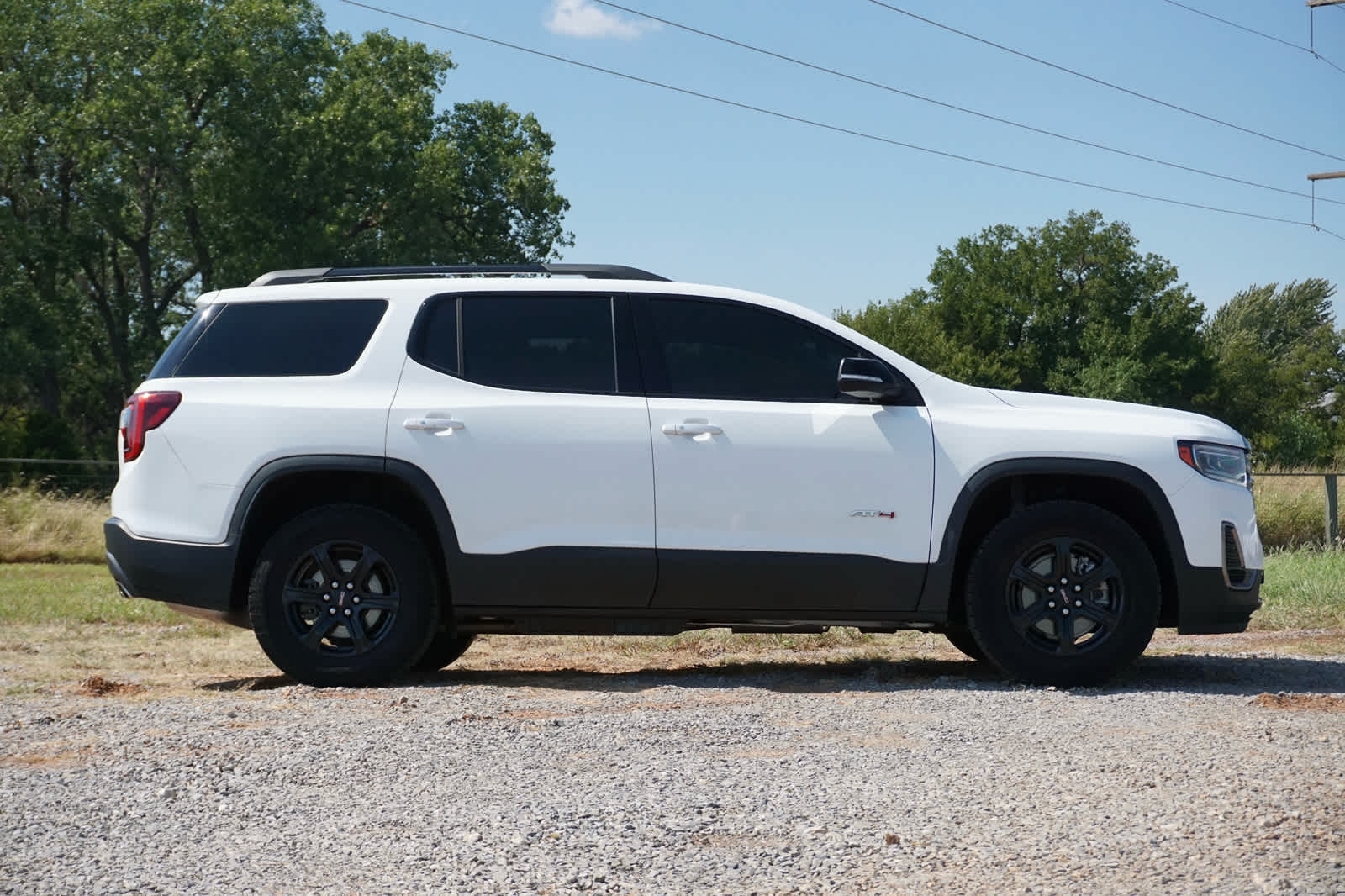 2022 GMC Acadia AWD AT4