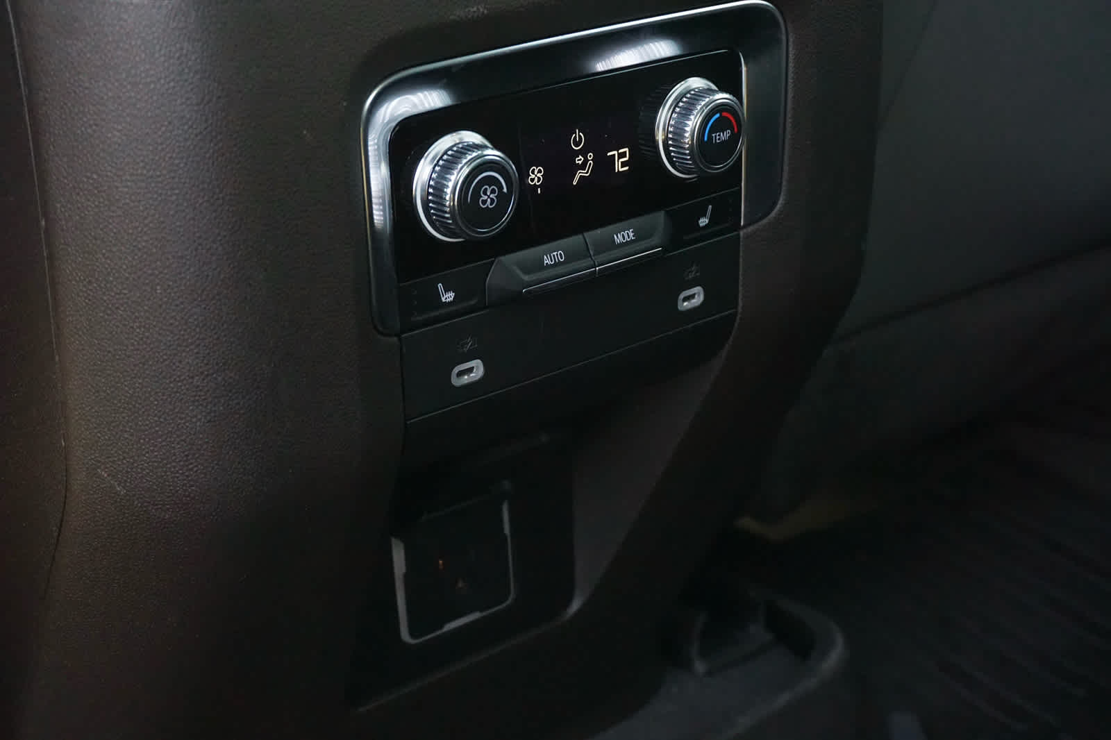2021 GMC Yukon 4WD SLT