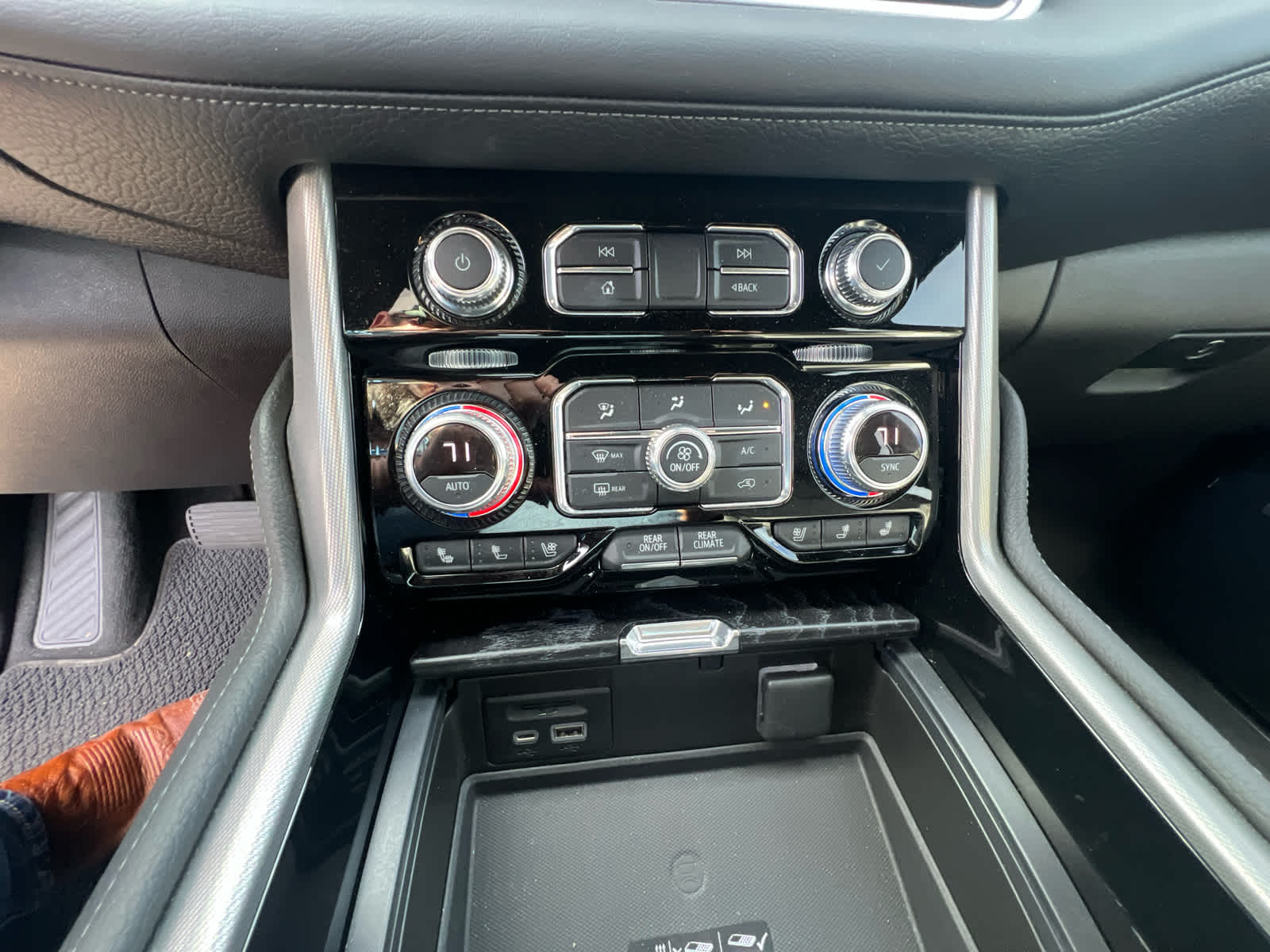 2021 GMC Yukon 4WD Denali