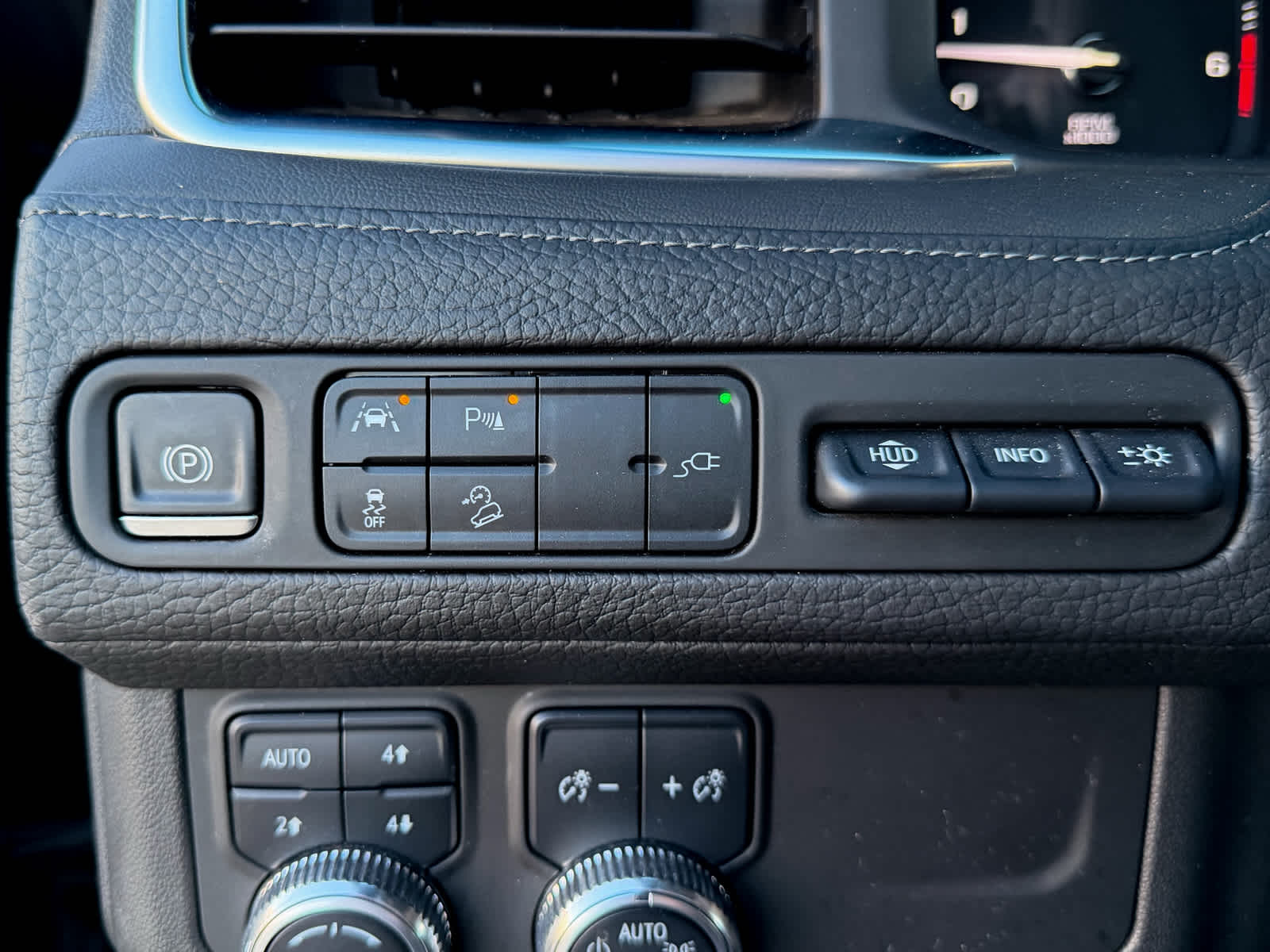 2021 GMC Yukon 4WD Denali