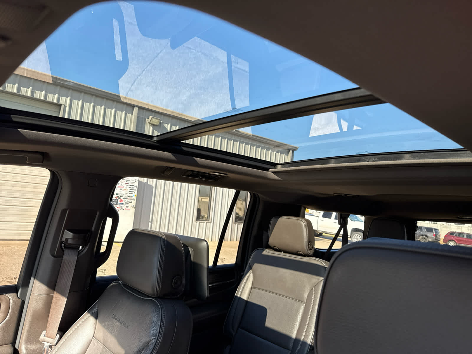 2021 GMC Yukon XL 4WD Denali