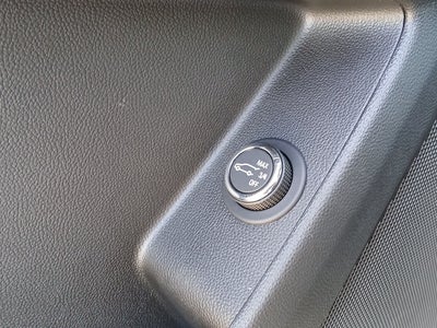 2023 Chevrolet Traverse FWD LT Cloth