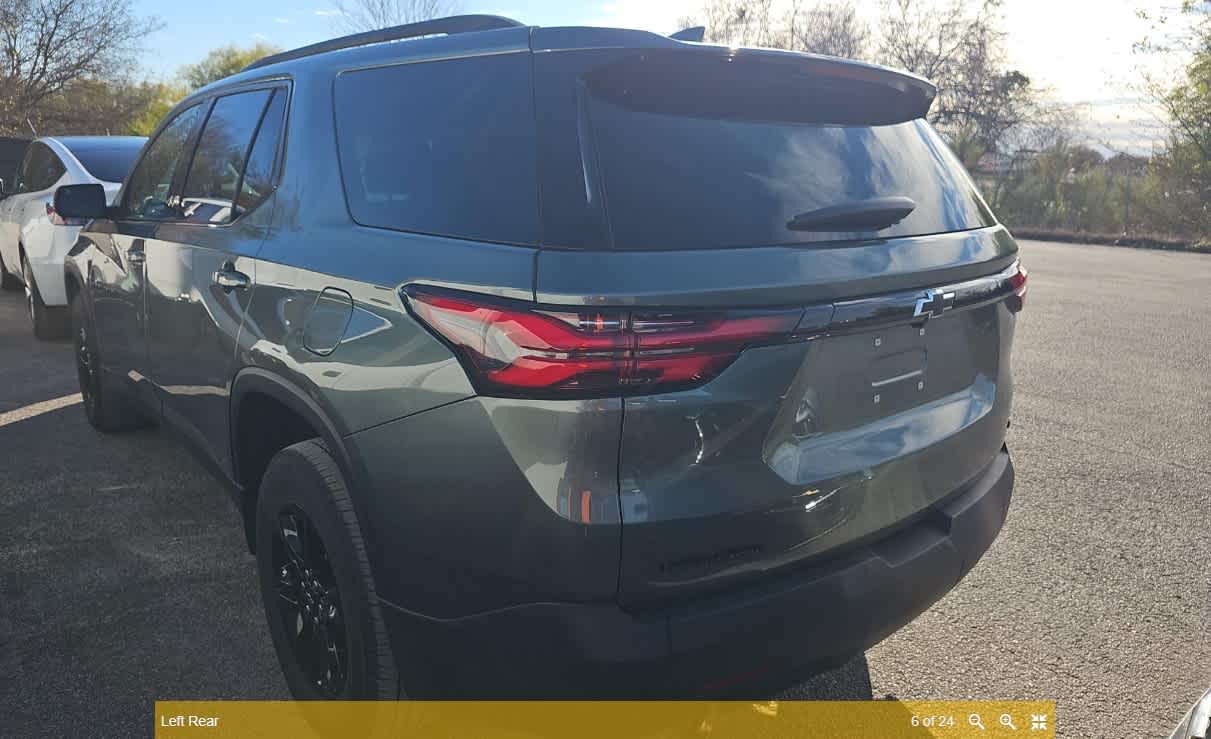 2023 Chevrolet Traverse FWD LT Cloth