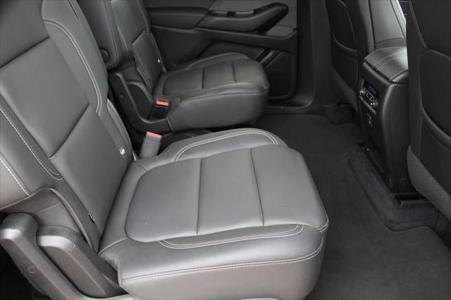 2023 Chevrolet Traverse FWD LT Leather