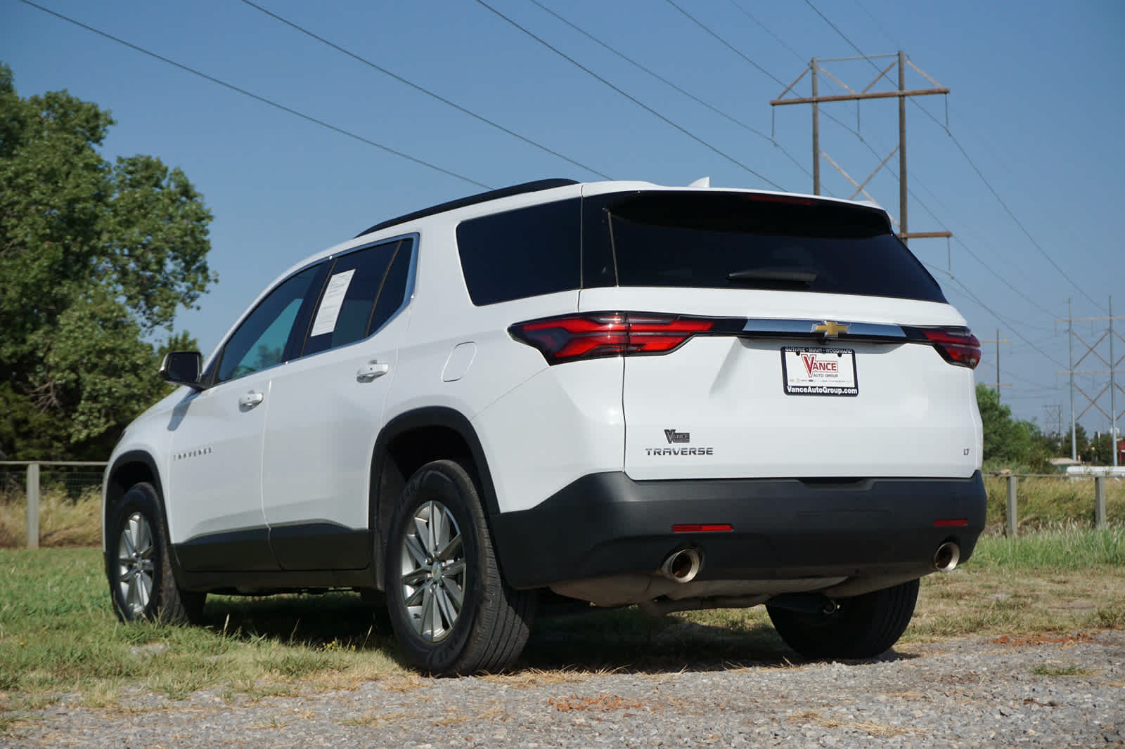 2023 Chevrolet Traverse FWD LT Leather