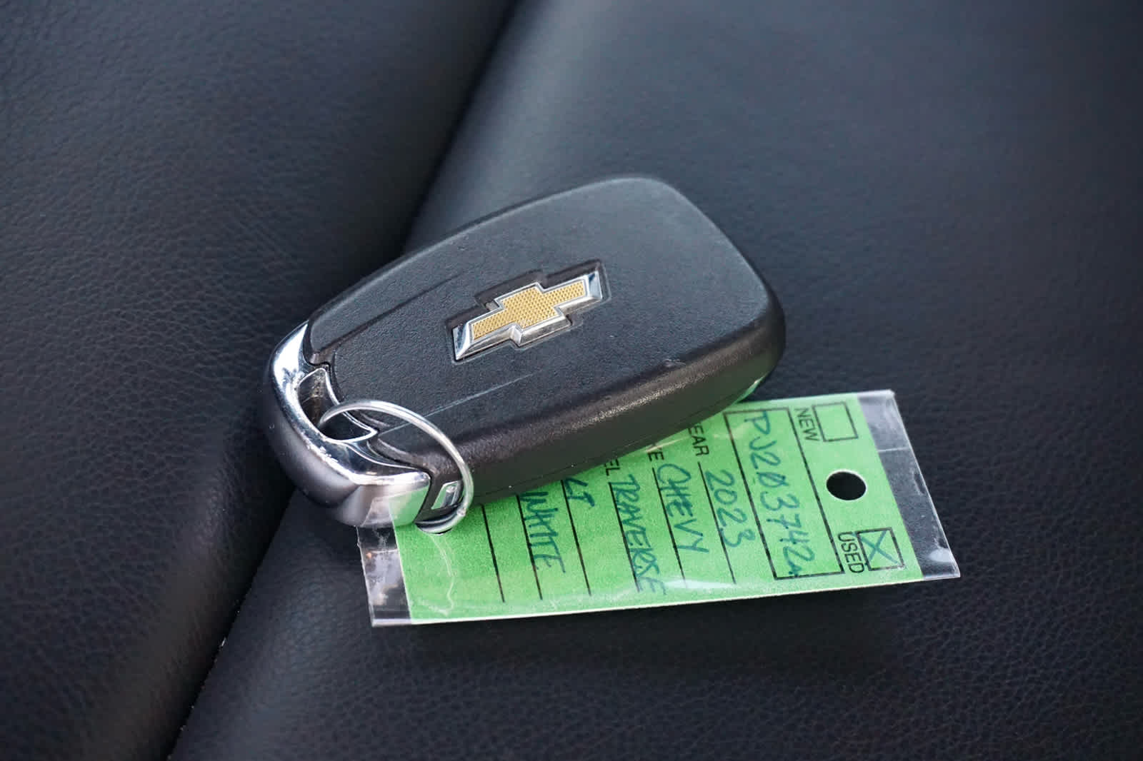 2023 Chevrolet Traverse FWD LT Leather