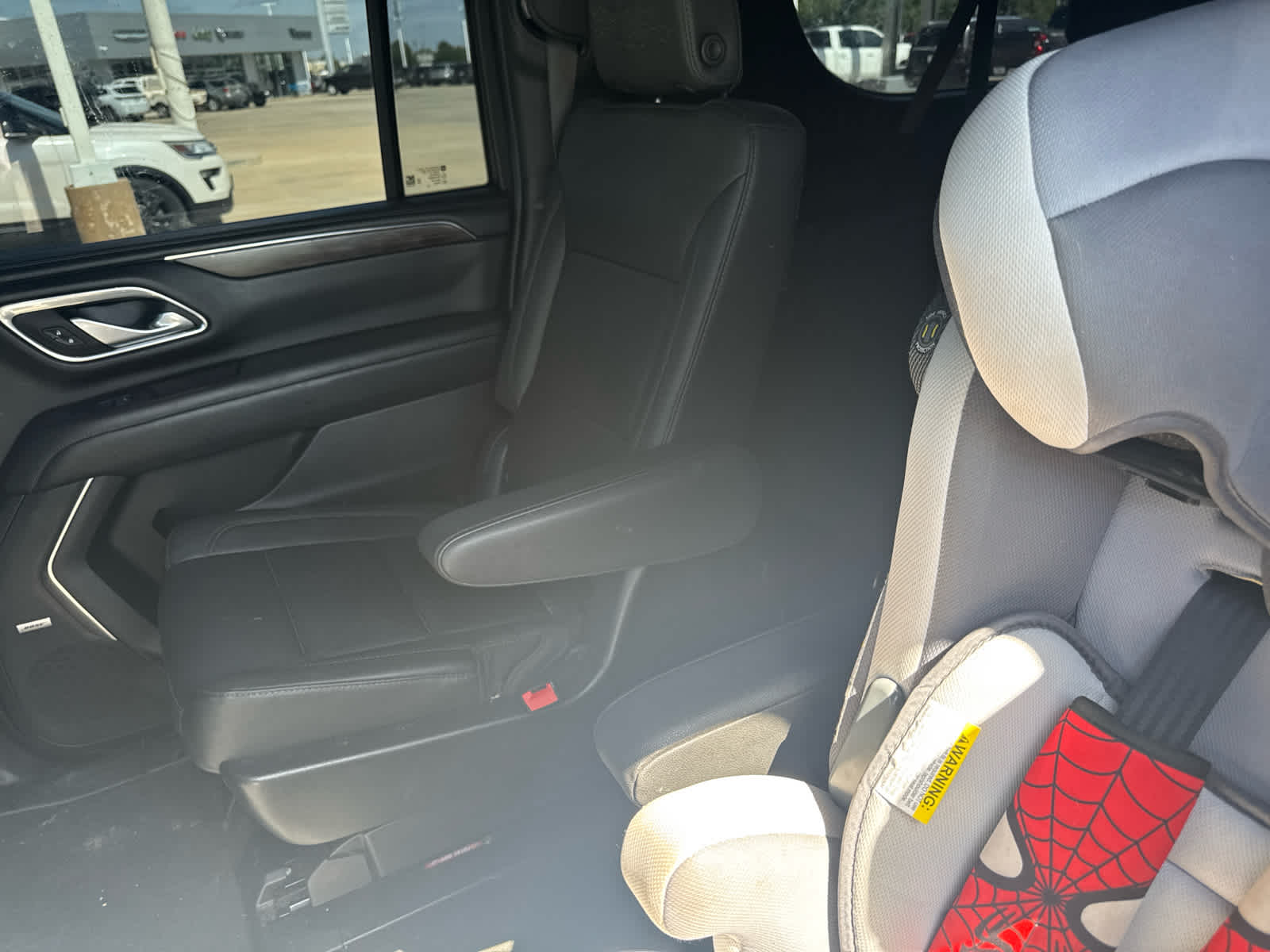 2022 Chevrolet Suburban 2WD LT