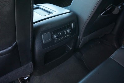 2020 Chevrolet Suburban 4WD LT