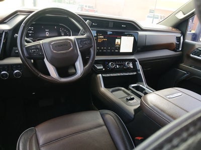 2024 GMC Sierra 2500HD 4WD Crew Cab Standard Bed Denali