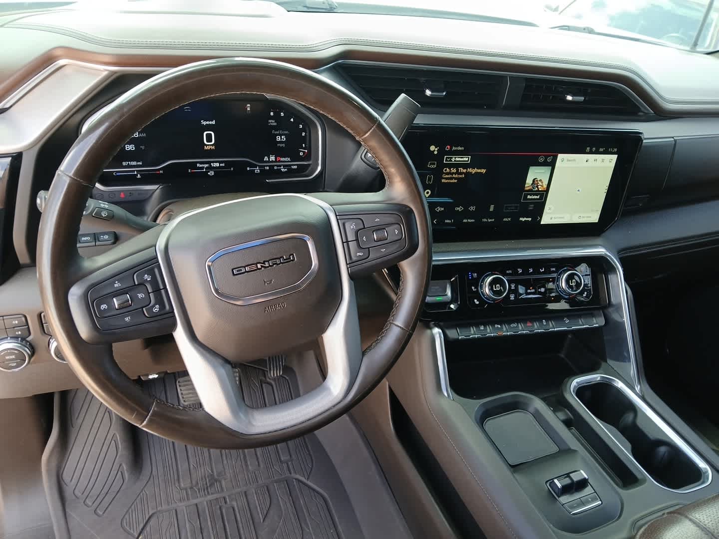 2024 GMC Sierra 2500HD 4WD Crew Cab Standard Bed Denali