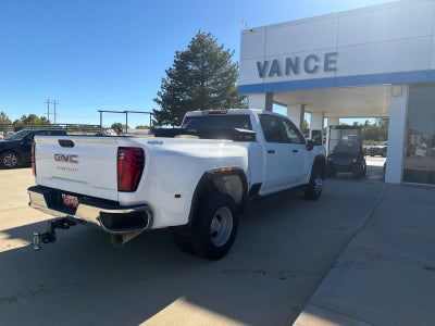 2024 GMC Sierra 3500HD 4WD Crew Cab Long Bed Pro