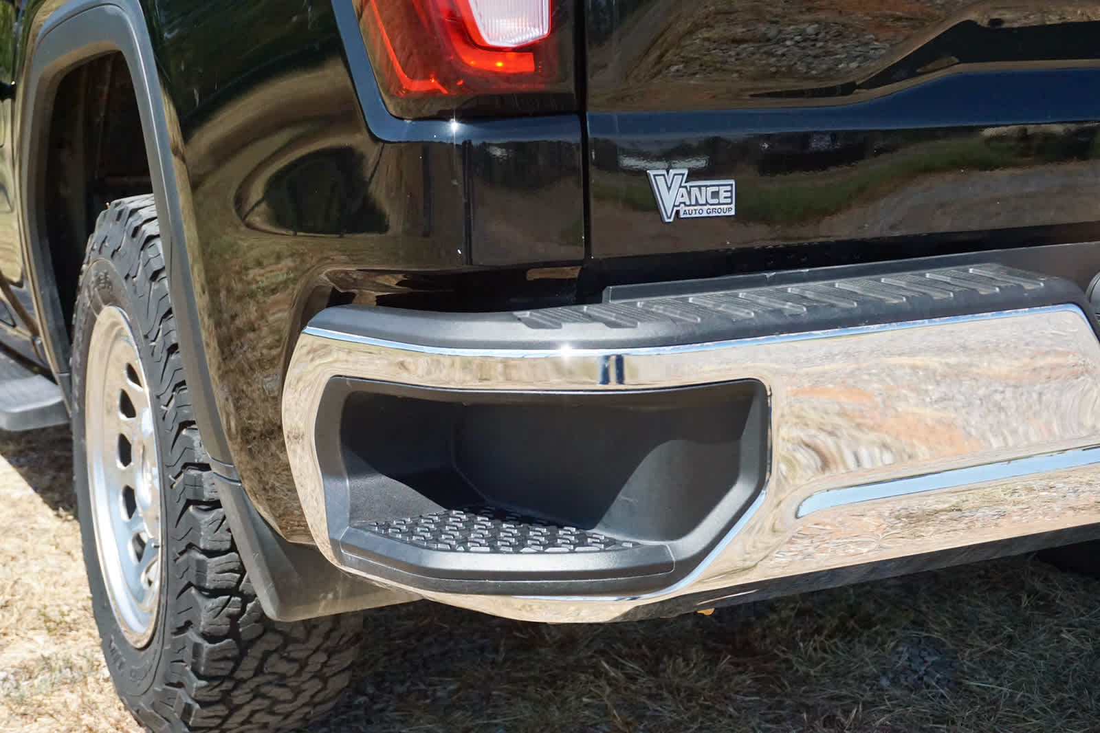 2022 GMC Sierra 1500 Limited 2WD Double Cab Standard Box Pro