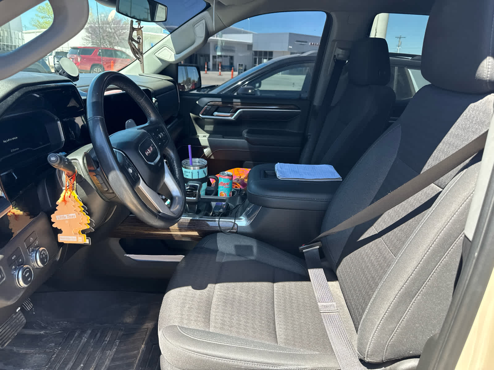 2022 GMC Sierra 1500 4WD Crew Cab Short Box Elevation